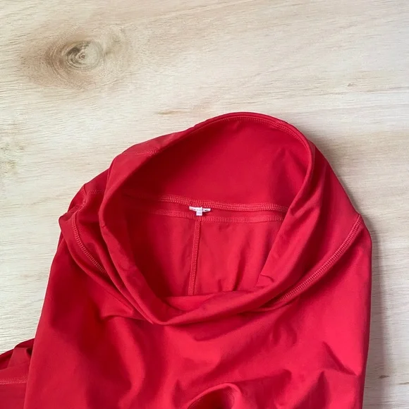 Alphalete Vibrant Red Leggings - Picture 8 of 9